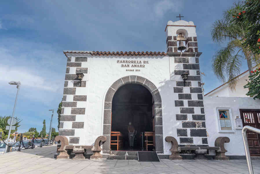 Tenerife 198 - Puerto de la Cruz - parroquia de San Anoro.jpg